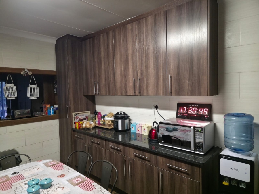 3 Bedroom Property for Sale in Oos Einde North West